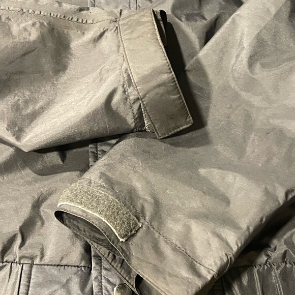 CB sports Gore-Tex windbreaker - Picture 13 of 17